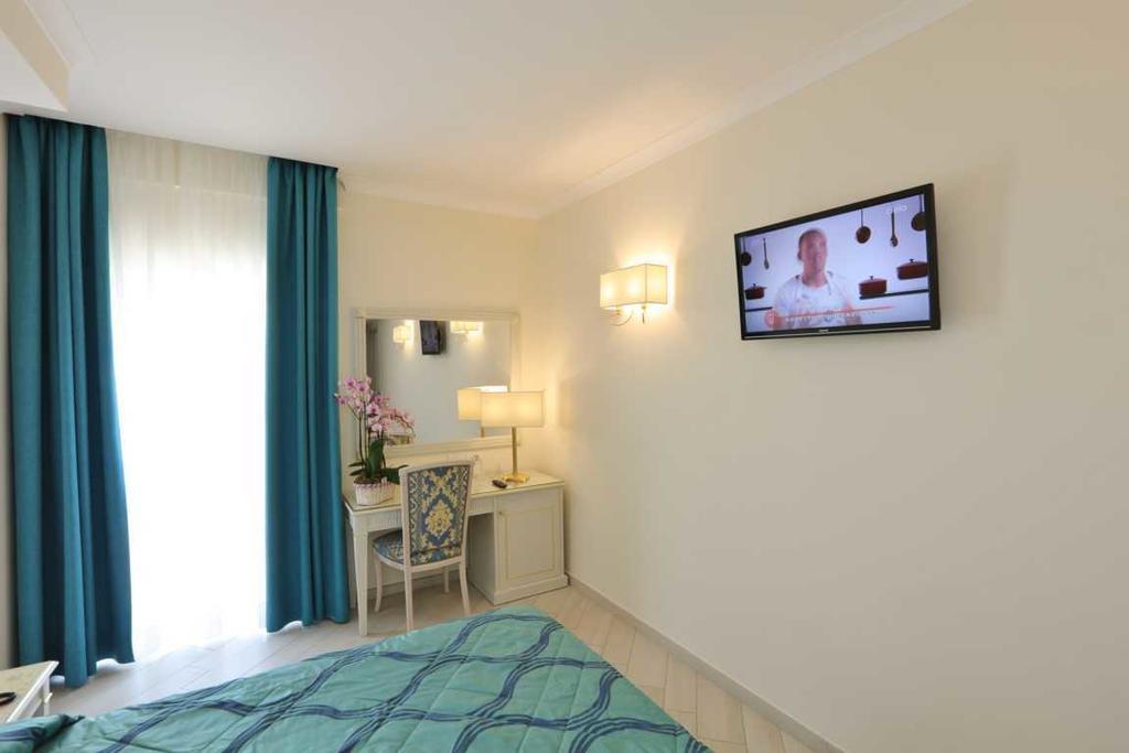 Hotel La Vue D'Or Sorrento Kamer foto