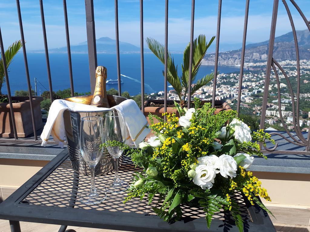 Hotel La Vue D'Or Sorrento Buitenkant foto